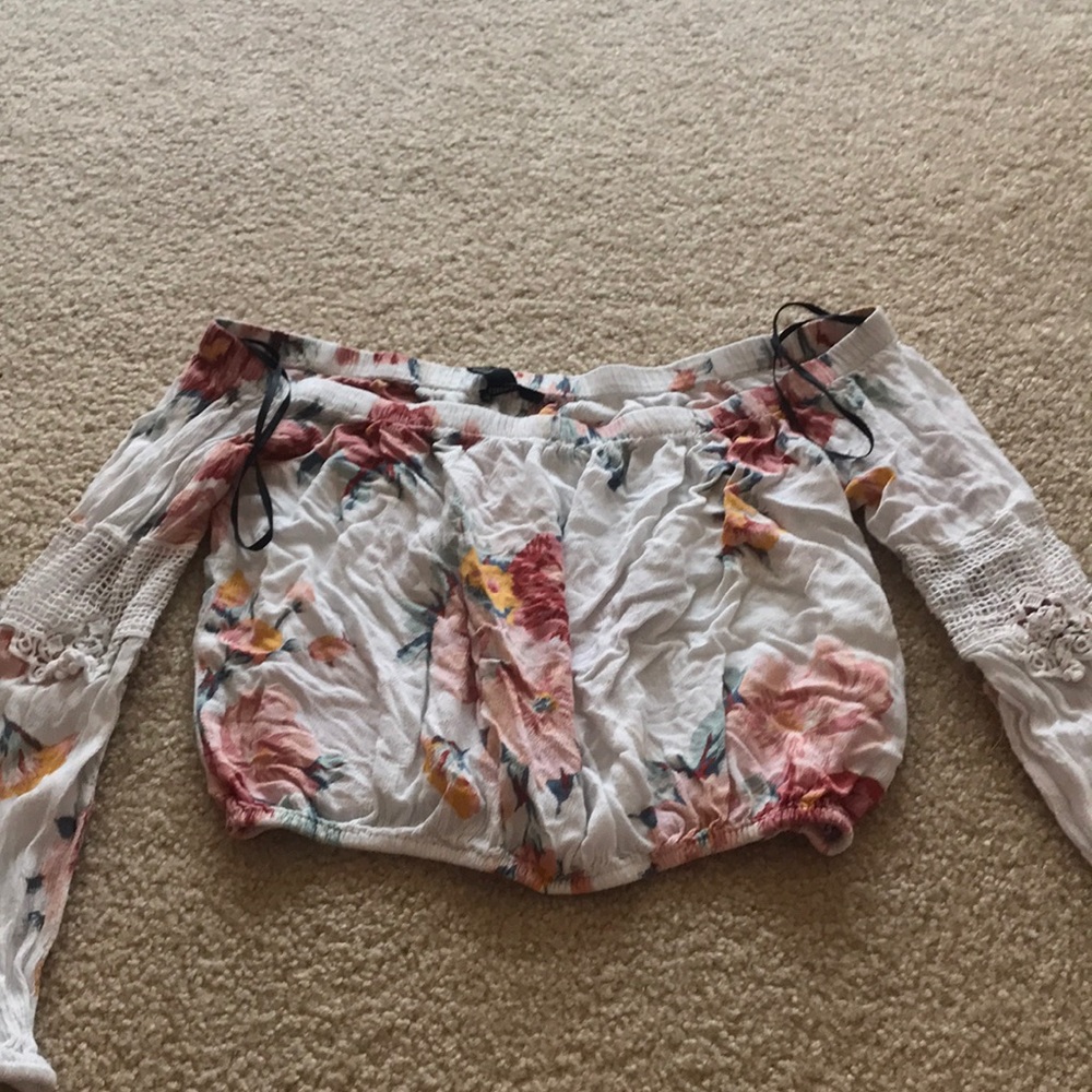 White Crop Flower Blouse